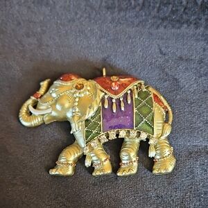 Bejeweled Elephant Pendant